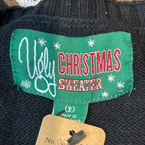 Ugly Christmas Sweater Cuddly Polar Bear Sweater Size Small - Picture 4 of 5